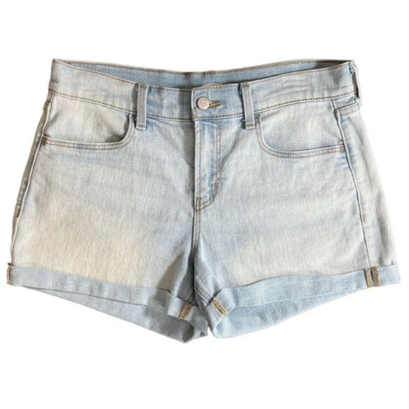 Old Navy rolled bottom jeans shorts light denim size 6 - Picture 1 of 11